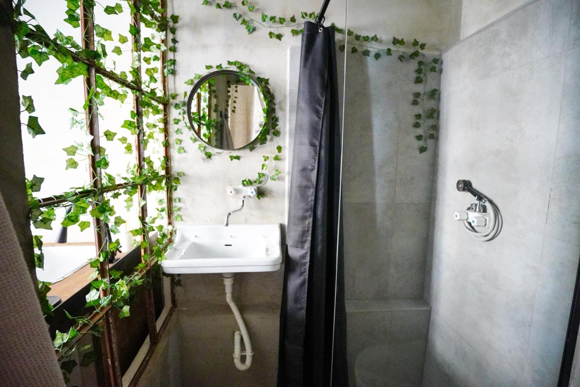 Apartment Ondrejska N°40 كارلوفي فاري المظهر الخارجي الصورة