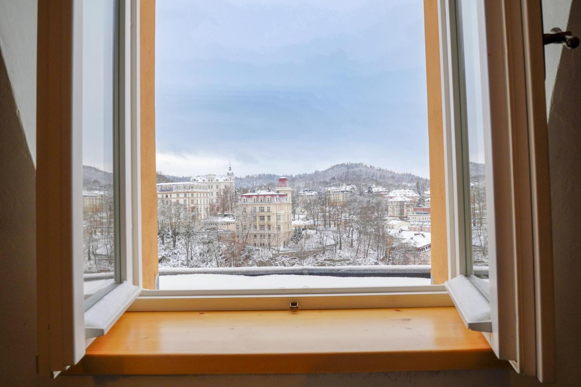 Apartment Ondrejska N°40 كارلوفي فاري المظهر الخارجي الصورة